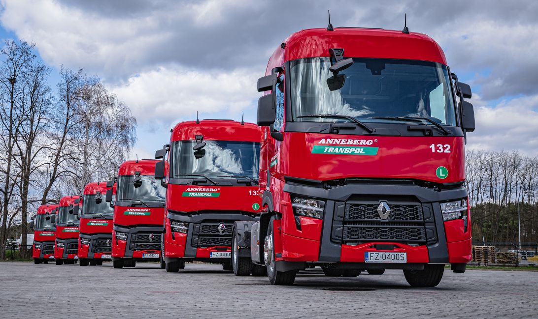 Samochód ciężarowy Renault Trucks b