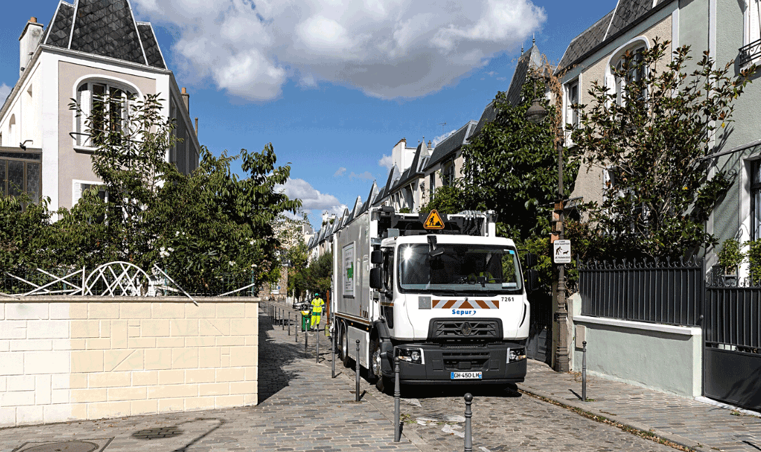 elektryczna śmieciarka renault trucks 2