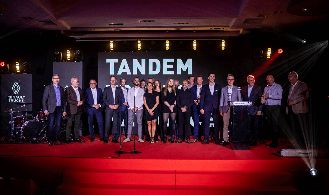 dealer_of_the_year_tandem_trucks2