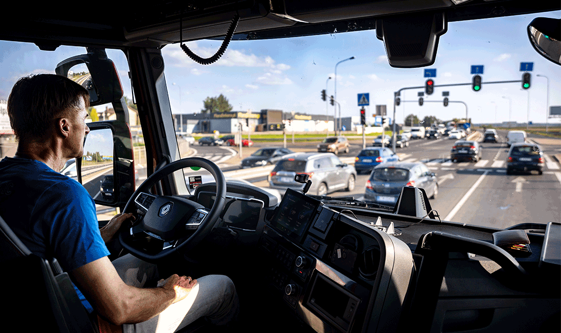 25-lat-Szkoly-Jazdy-Racjonalnej-Renault-Trucks-3