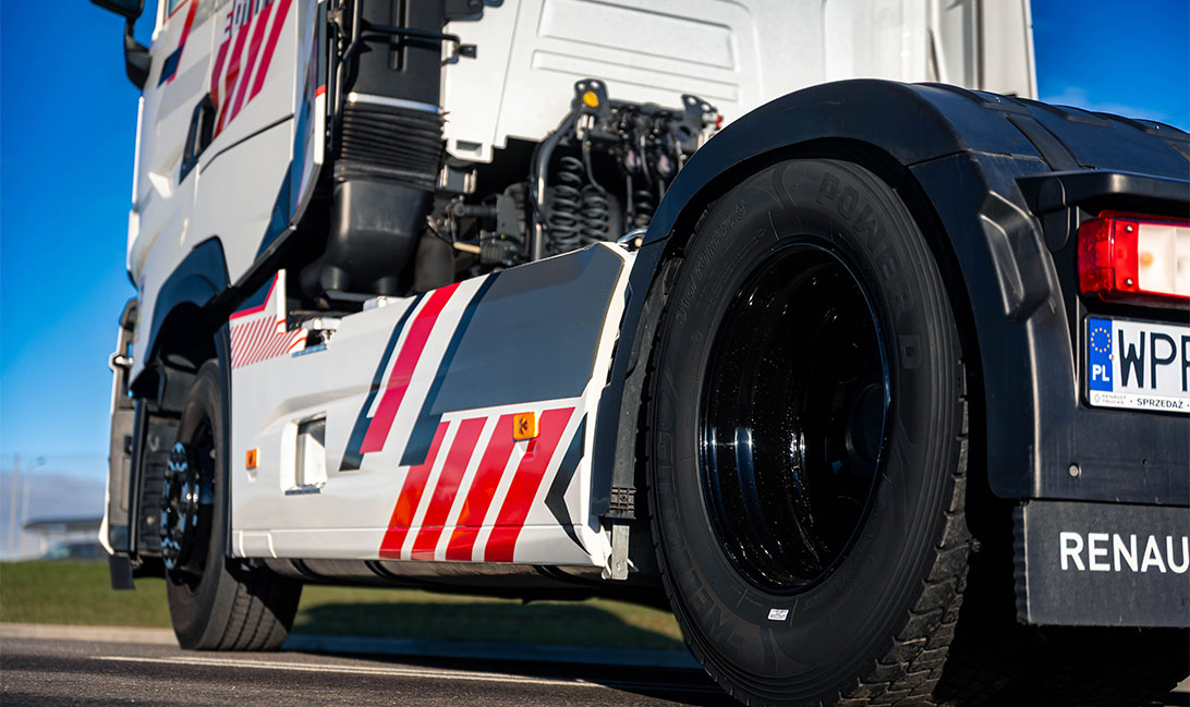 UsedTrucksbyRenaultTrucks Serenity Edition_5