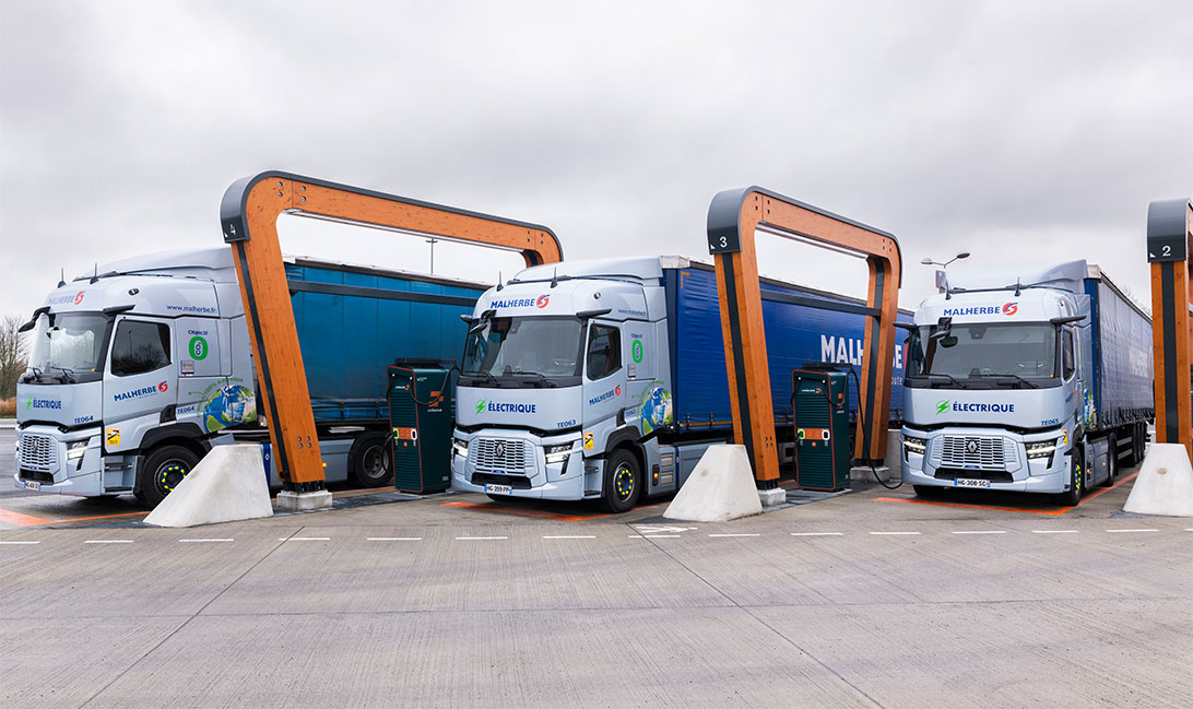 Renault-Trucks-Corridor-Vironvay-1