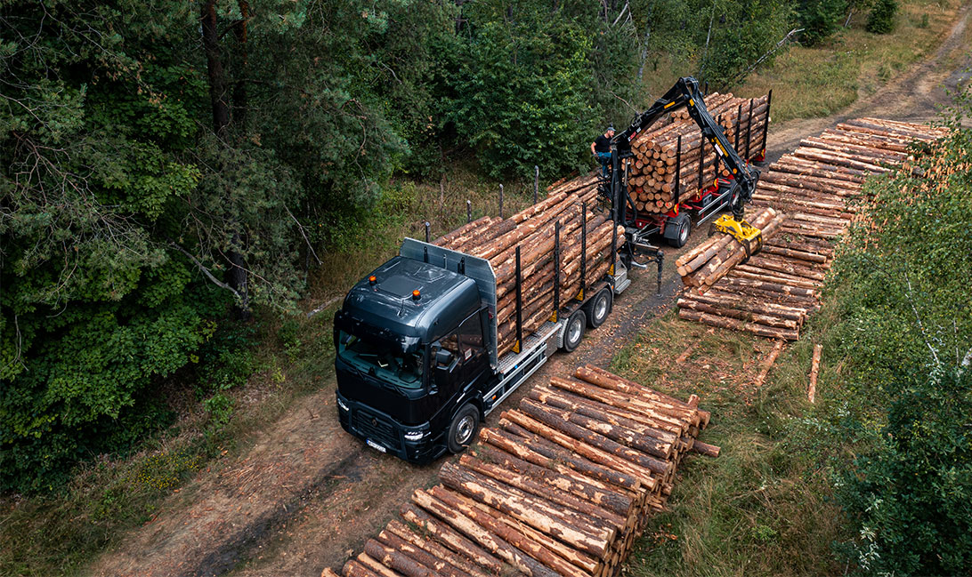 RenaultTrucksTransportDrewna-2