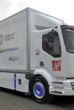 Jacky Perrenot x Renault Trucks pojazd dystrybucyjny_00