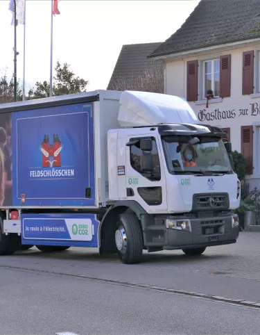 Renault Trucks D Wide Z.E.Carlsberg