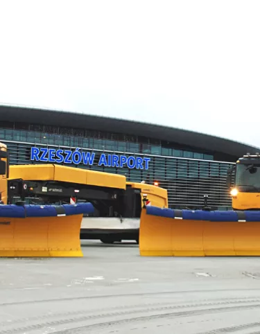 Renault Trucks K i pług śnieżny