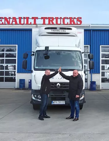 Renault Trucks D, zabudowa izotermiczna, Jar-Trans