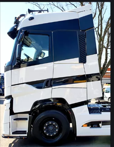 Pojazd ciezarowy Renault Trucks T High