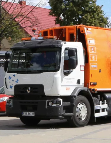 Śmieciarka zasilana paliwem cng dla pgk śrem