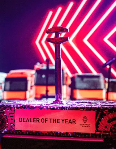 dealer_of_the_year_tandem_trucks