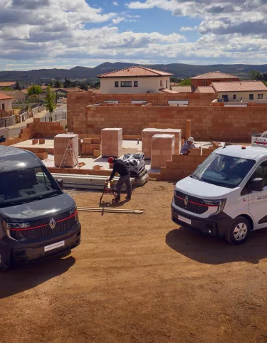 Renault Trucks Master Red Edition 1