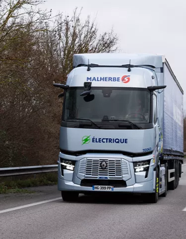 Renault-Trucks-Corridor-Vironvay-2A