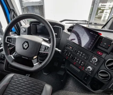 Renault-Trucks-do-transportu-drewna1